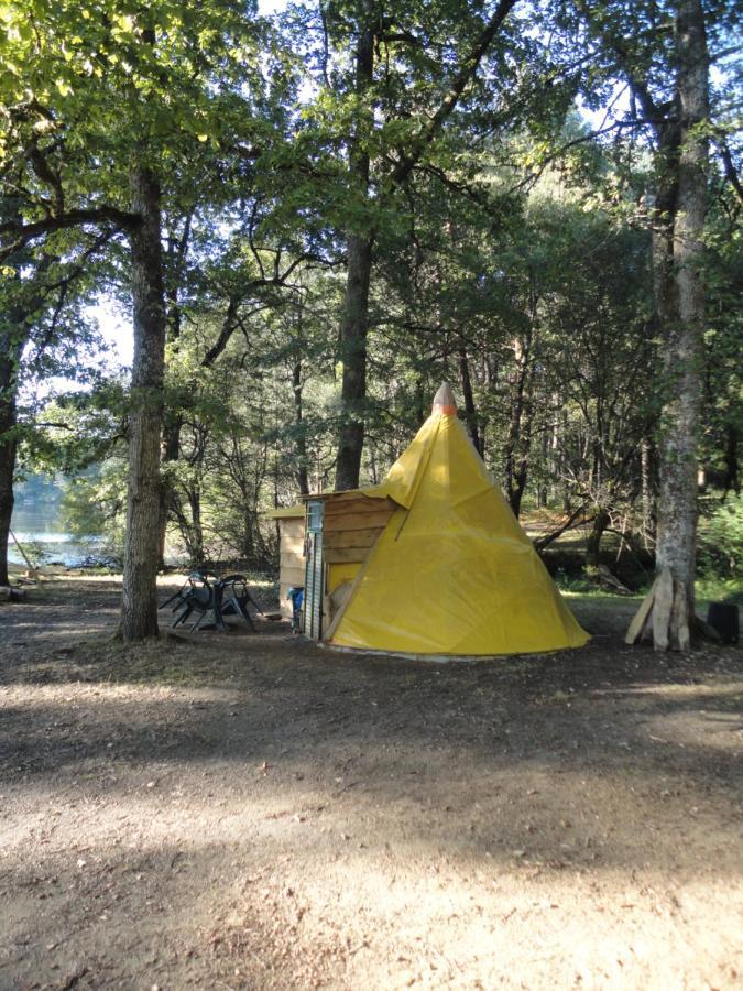 Air Naturel De Camping Moulin De Malesse Tipi Saint-Privat  Eksteriør bilde
